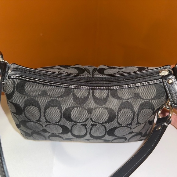 Coach Black and Gray Signature Shoulder Bag - Picture 6 of 7
